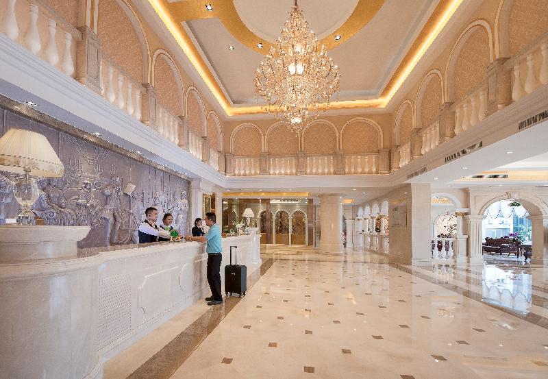 Vienna International Hotel Luogang Wanda Plaza Guangzhou Exterior photo